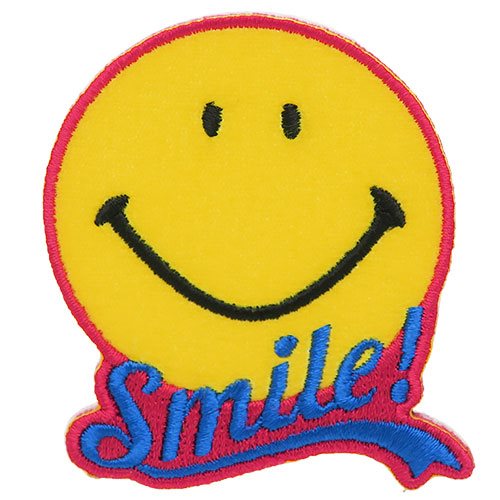 JAN 4518645581748 SMILEY スマイリーフェイス ワッペン アイロン パッチ ロゴ スモールプラネット ステッカーワッペン かわいい キャラクター クリスマス 男の子 女の子 ギフト 株式会社スモール・プラネット 日用品雑貨・文房具・手芸 画像