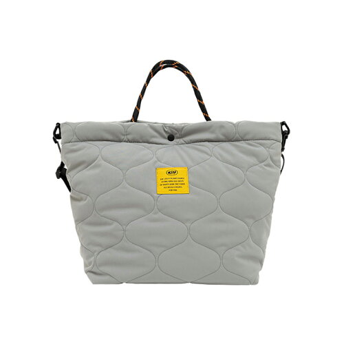 JAN 4537988005872 キウ KiU PADDED TOTE BAG ONE SIZE グレージュ BGY K290 株式会社ワールドパーティー バッグ・小物・ブランド雑貨 画像