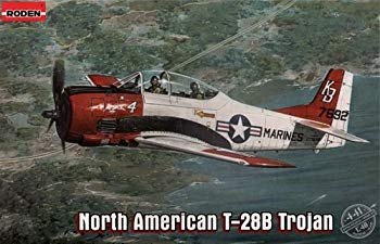 JAN 4544032694364 ウクライナ・ローデン プラモデル 1/48 ノースアメリカンT28Bトロージャン複座レシプロ練習機 バウマン 有限会社バウマン ホビー 画像