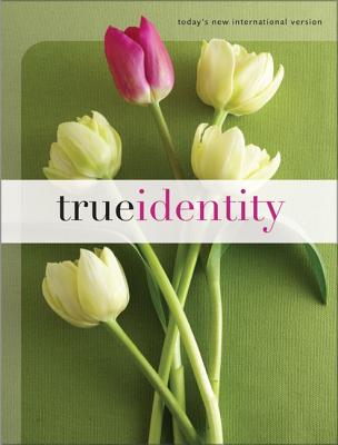 ISBN 9780310920915 True Identity-Tniv: The Bible for Women: Becoming Who You Are in Christ/ZONDERVAN PUB HOUSE/Zondervan Publishing 本・雑誌・コミック 画像